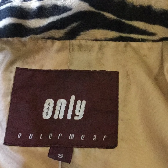 Zebra Print Coat by Only Small - Picture 4 of 5